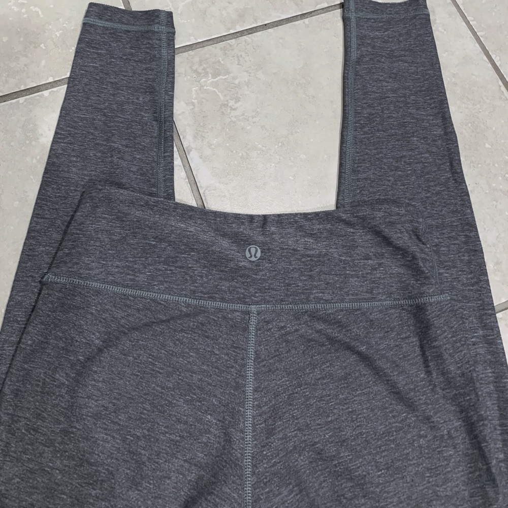 Lululeamon leggings